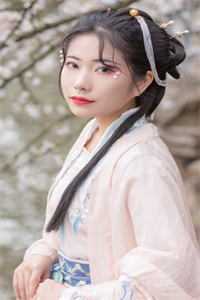 十八线女星，退圈回乡带娃种田记