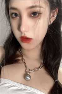 傅嘉鱼傅昭昭(女配觉醒：她成了第一女首富全章节)_《女配觉醒：她成了第一女首富全章节》全集阅读