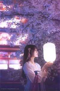 玄学：她在直播间算命抓鬼