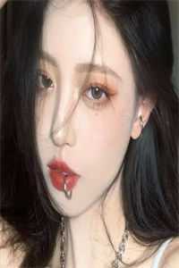 假冒贵族后我成神了罗薇菲尔热门小说_《假冒贵族后我成神了》全本在线阅读