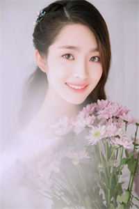 藏起孕肚离婚后，总裁开启跪妻模式