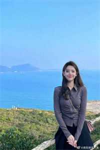 拒绝女总裁第一次后，我逃不掉了