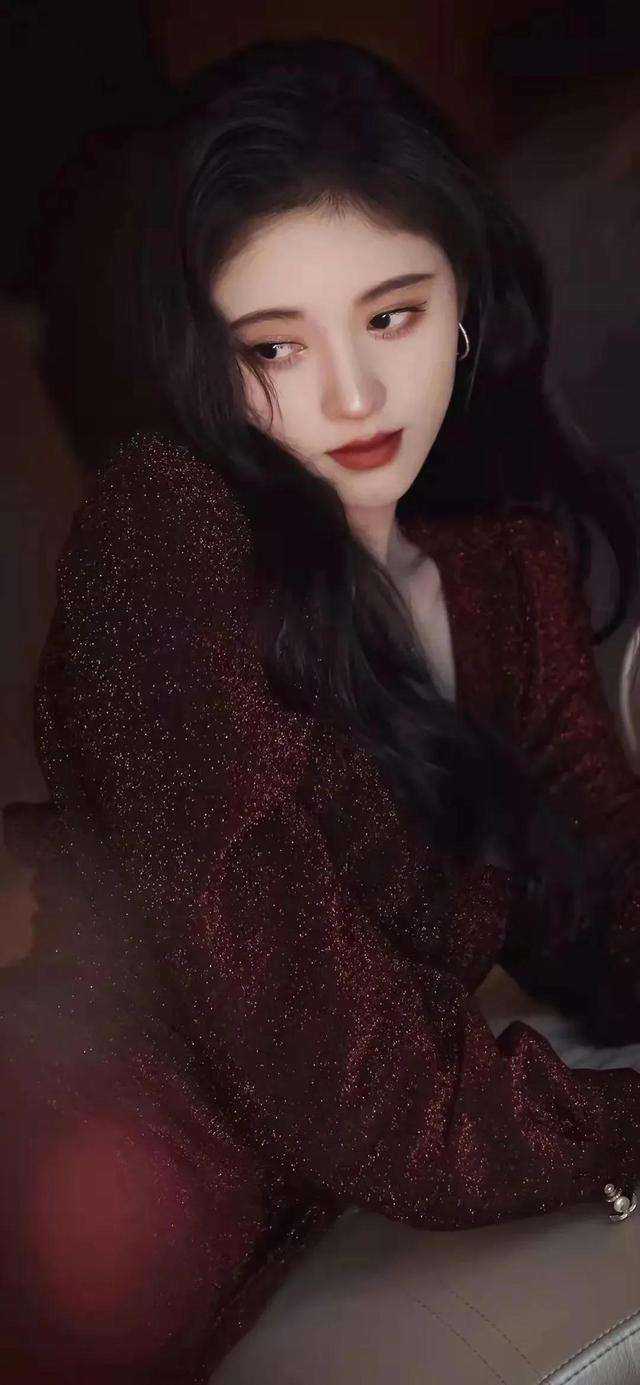 沈玉宁潘修《末日天灾，她靠系统打造极乐净土》_(沈玉宁潘修)完结版在线阅读