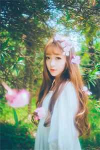 女帝被迫闭关，无奈为她执掌江山