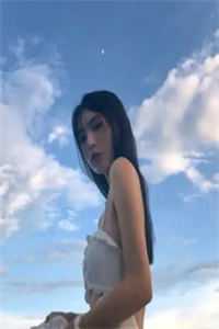 开局裸辞，系统让我一掷千金