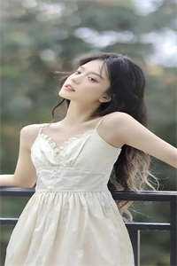 畅销巨著功成名就后，病娇大佬对我念念不忘曲轻栀谢暮寒_曲轻栀谢暮寒完结版免费阅读