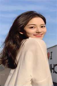 三年后，他灭了全宗门