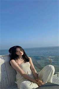 惊贵妃娘娘靠吃瓜宠冠六宫小说
