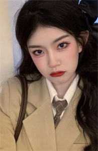 爆款我一小小妾室，惊艳了侯爷很合理吧