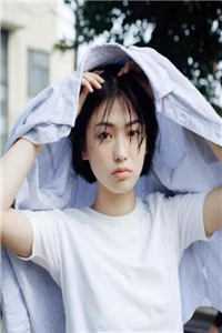 蛇王娇宠不断，穿越女她逃不掉