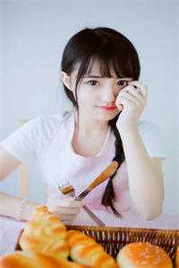 文本嫡女重生夺权，冷面王爷上头了