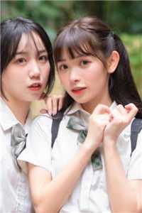 说好相信科学，你怎么要去抓鬼