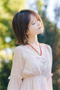 穿成痴汉女配，我看上村长小儿子