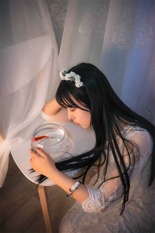 我妈病危，老婆却忙着和初恋开会(孟书怡许盛均)男女主人公
