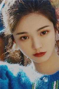 穿越从拿下主角妹妹开始，女主哭惨