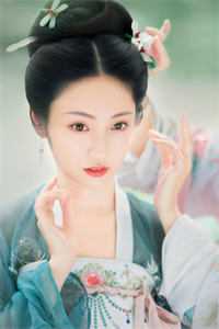 和美女上司的荒岛生活小说全集