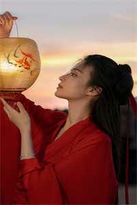 换嫁给绝嗣太子后我连生三胎(谢窈萧稷)男女主人公