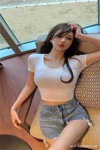 放弃攻略她后，未婚妻后悔了