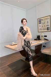 父亲心脏病发，我给女主播刷火箭