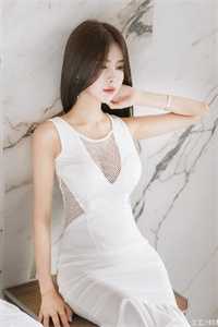 班主任逼女儿剪短发，我送她上热搜