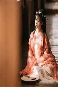 被偷听心声后，太子妃直接反杀