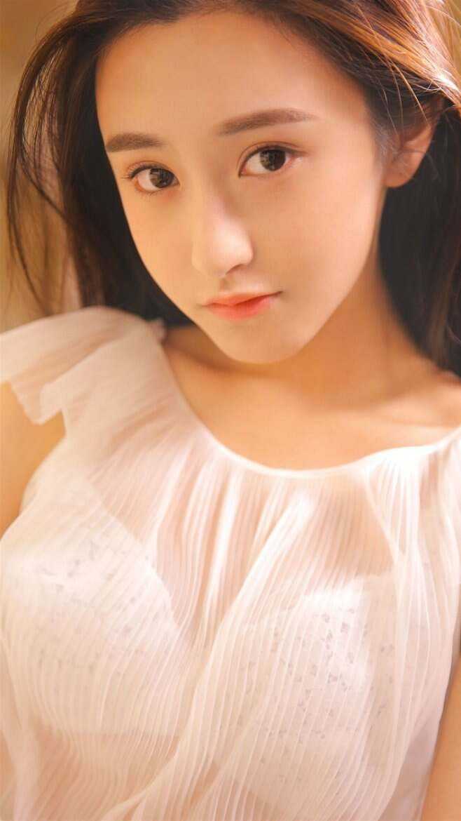 淡云来往月疏疏