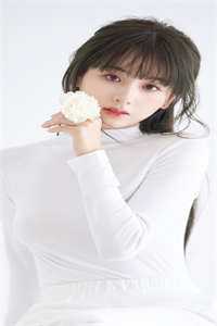 高调闪婚陆少后，前任气的绝食了