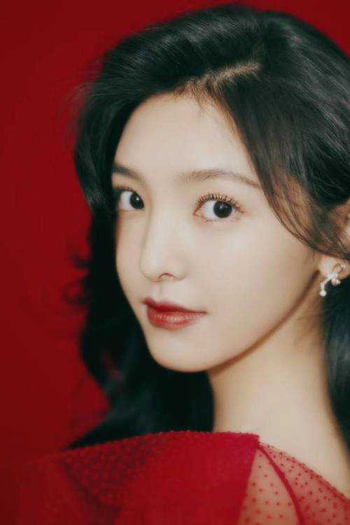 买下女儿幼儿园后，女儿被开除了