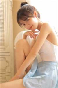 亲女儿打工捡废品，我送养女大学深造