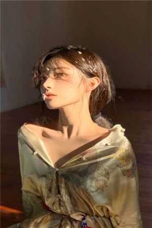 重生嫡女：我把纨绔爹养成皇帝啦