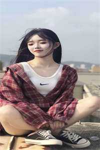 教授老公逼我给情人伺候月子，我走后他却疯了