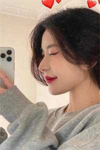和霸总离婚后，他从不在意变求复婚