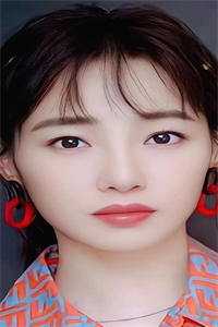 女儿火化时，渣总在陪白月光女儿过生日