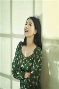 贵妃将我虐待致死后，暴君杀疯了