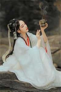萧凡凤轻舞完整版免费阅读_(天机系统：无敌大神棍)精彩小说