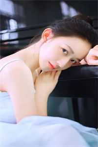 枭沉楚小离偏执总裁，休想复婚_《偏执总裁，休想复婚》完整版阅读