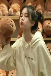 穿成霸总妻，我炮灰碾压女主角！师绯叶炮灰_穿成霸总妻，我炮灰碾压女主角！最新热门小说
