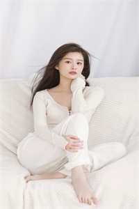 安浅年谨尧《相错亲后，我闪婚了亿万总裁》_相错亲后，我闪婚了亿万总裁完结版免费阅读