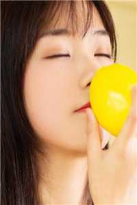 嫁给疯批大佬后，她每天都被套路