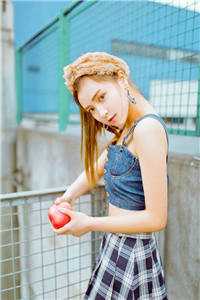 闺蜜用绝症儿子与我女儿换命，我双手赞同