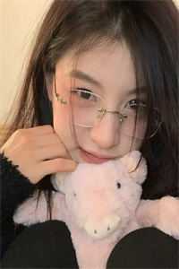 为了哄青梅开心，未婚夫逼我吃过敏芒果