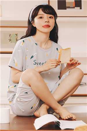 重生后，我不再执着连长丈夫