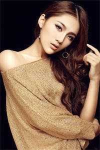 大年三十，妻子和女儿掀翻我做的满汉全席