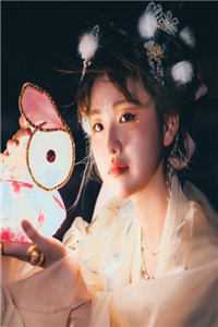 女儿被凌虐跳楼后，我举着特等功勋章跪求首长还公道