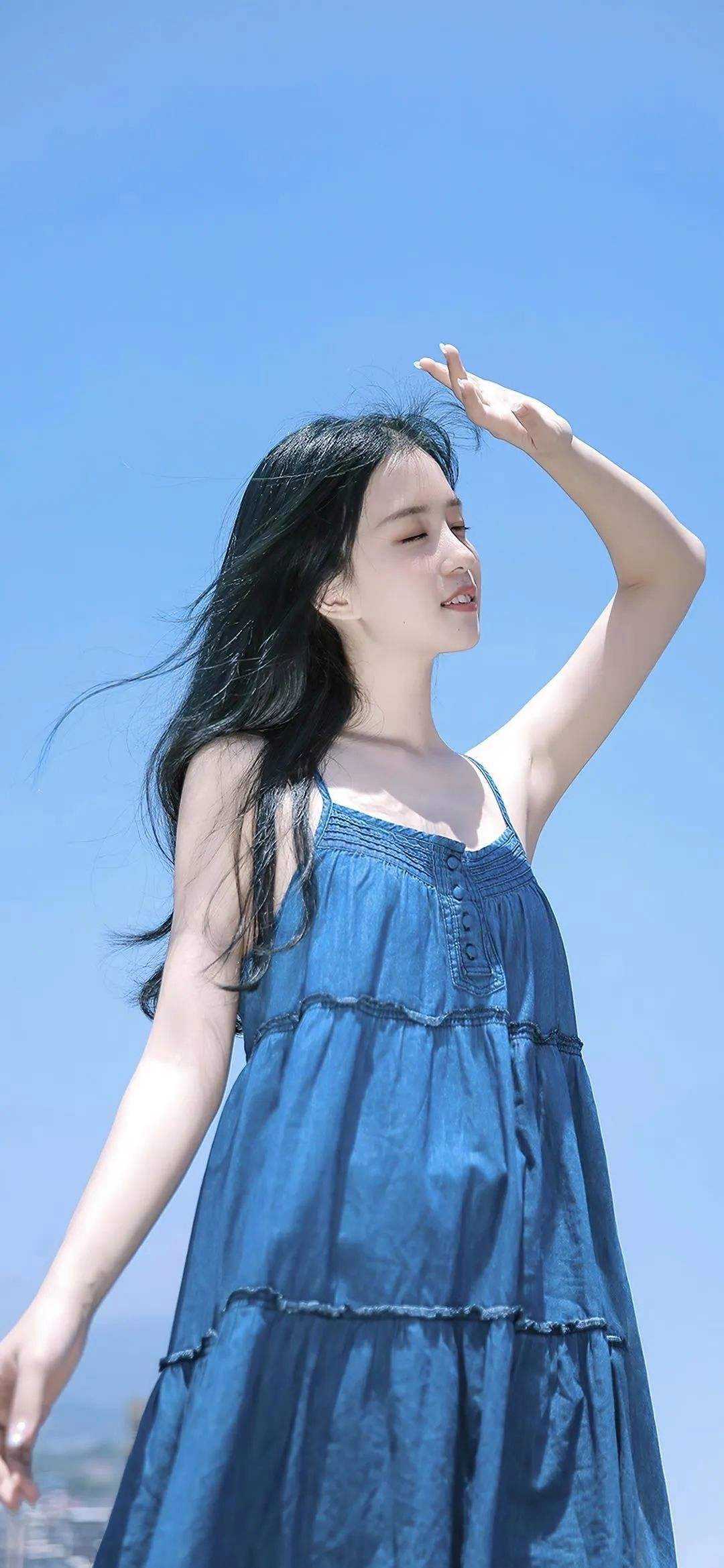 重生后，打脸能看到弹幕的小师妹