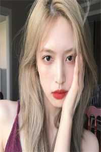我魂飞魄散时，阎王爹在给养女送嫁