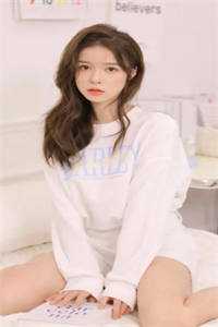 白月光回来后，他离开了我