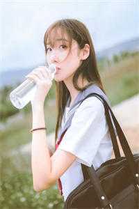 重生到87年，老婆绝美女儿萌