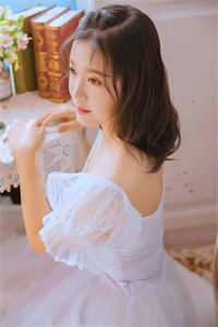 诡异：女友烧钱，法力无边