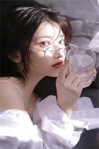 重生带着妻女成首富